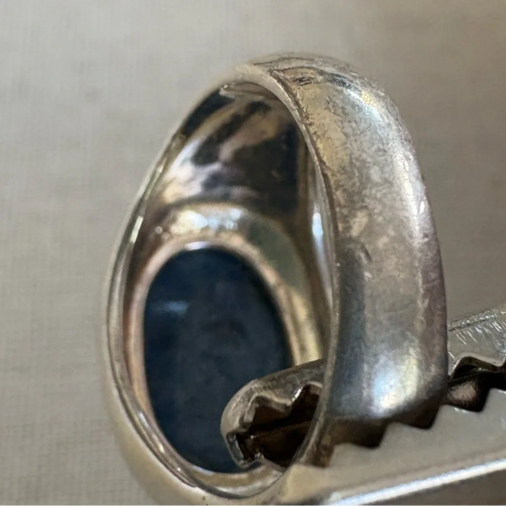 Sterling Silver & Denim Lapis Cabochon Ring - Picture 4 of 12